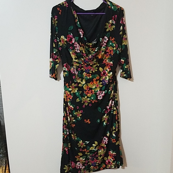 Ronni Nicole Dresses & Skirts - Floral Dress
